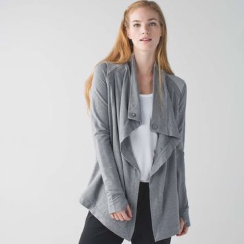 Lululemon Coastal Wrap SZ 4 - Heathered Grey